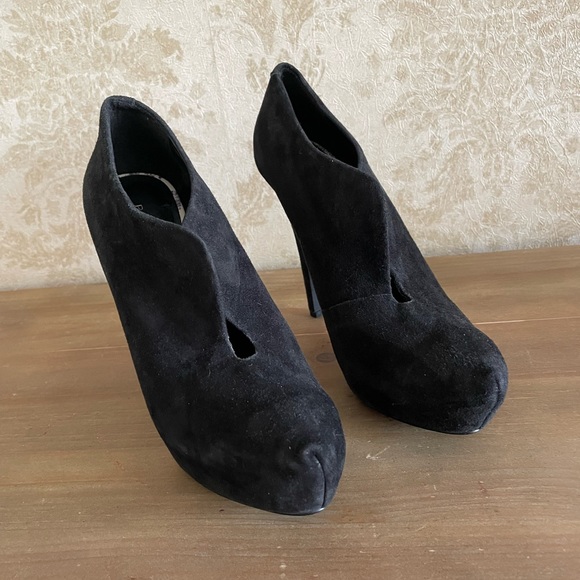 BCBGENERATION platform heels - Picture 3 of 8